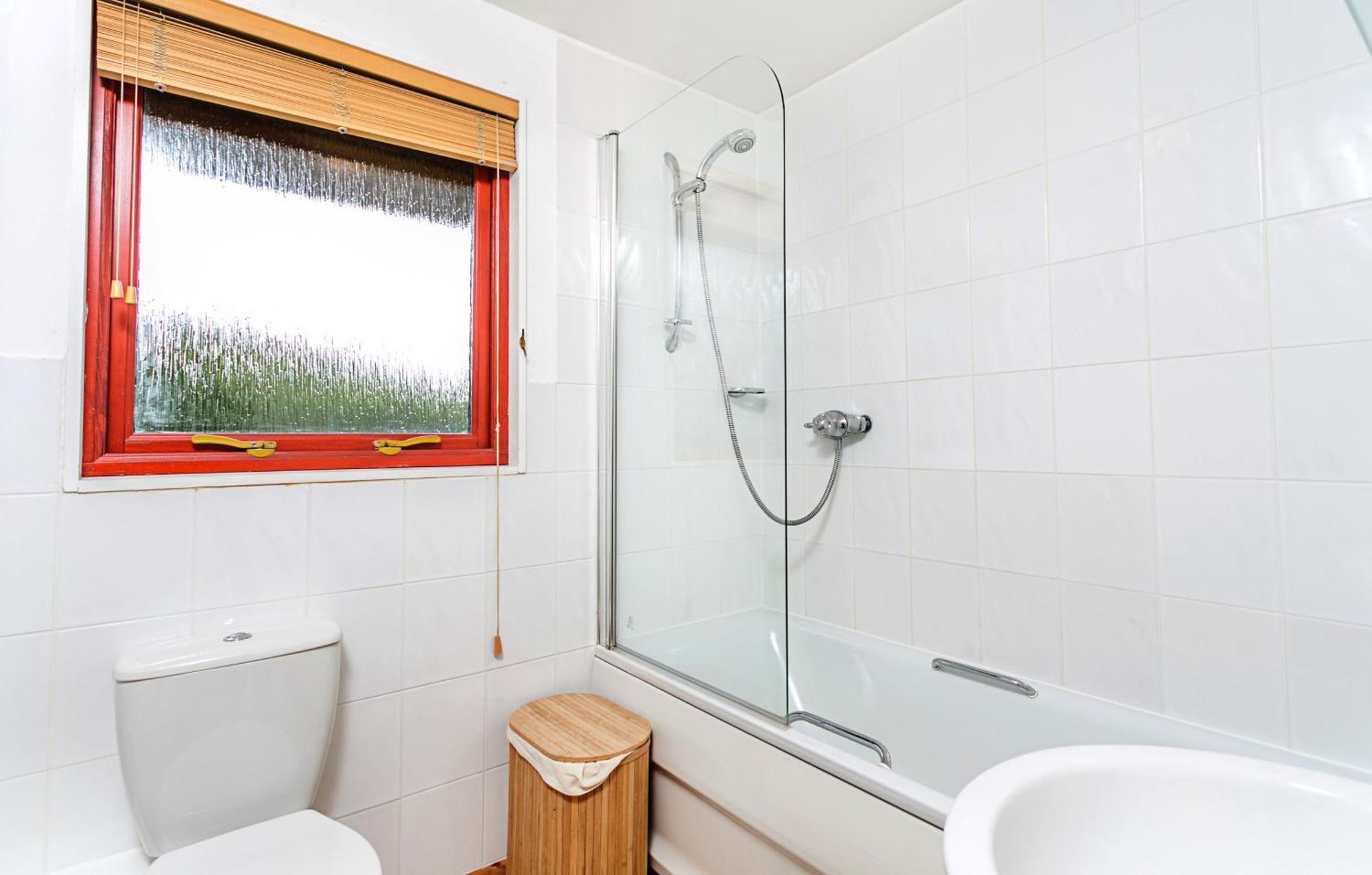 Laburnum Lodge Sleeps 6 Wheelchair Access 曼海德 外观 照片