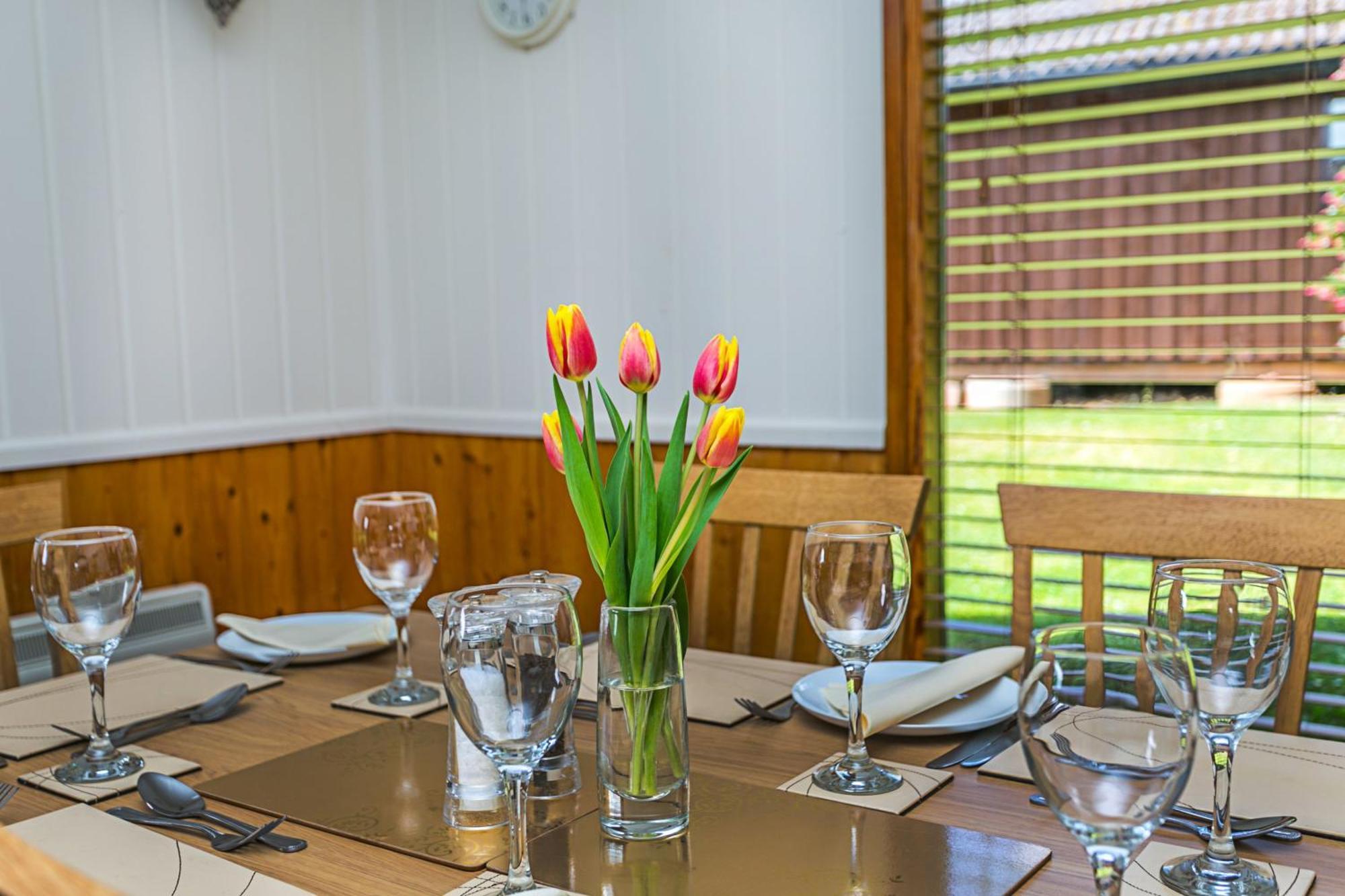 Laburnum Lodge Sleeps 6 Wheelchair Access 曼海德 外观 照片